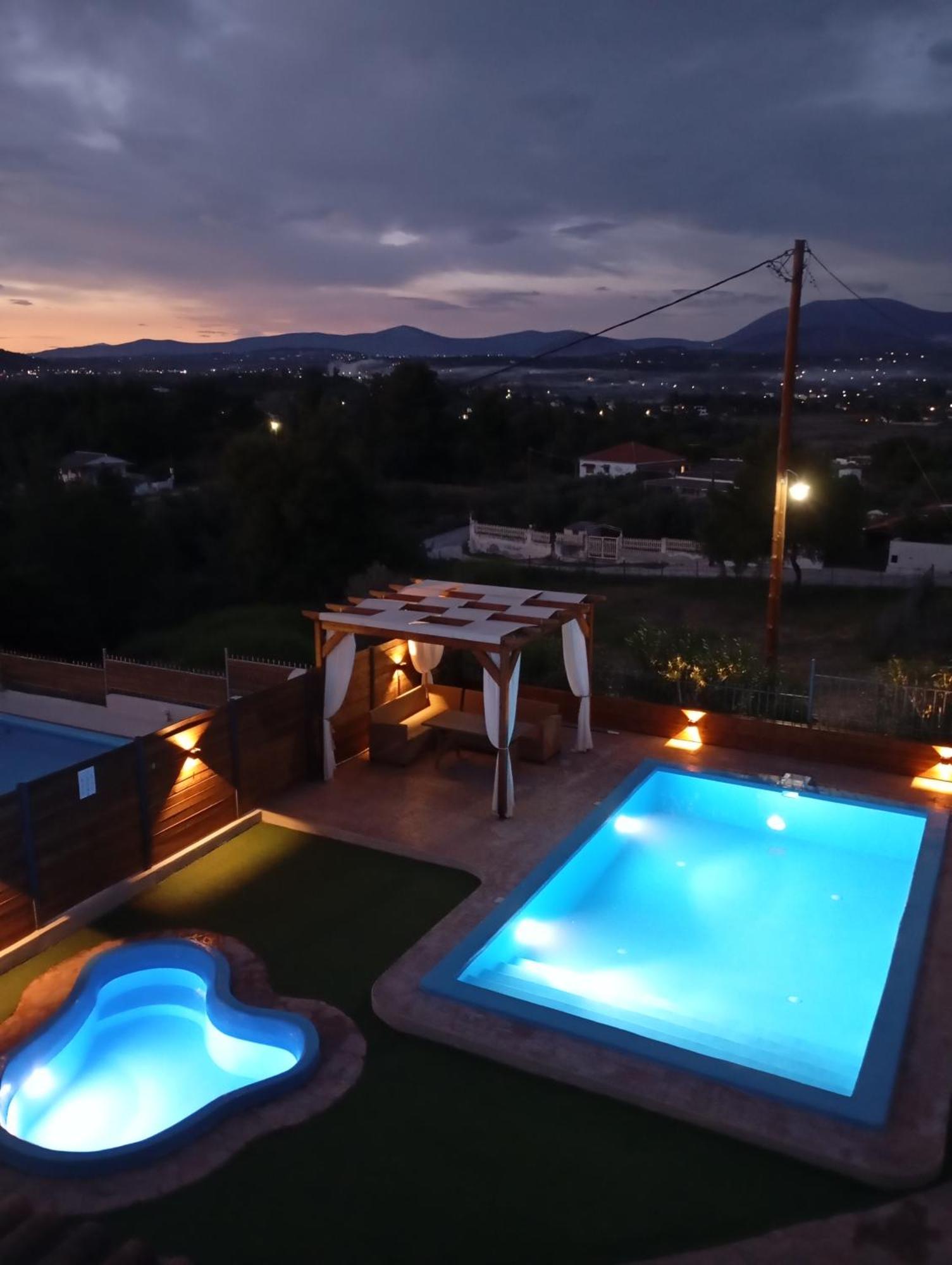 Red Holiday home *